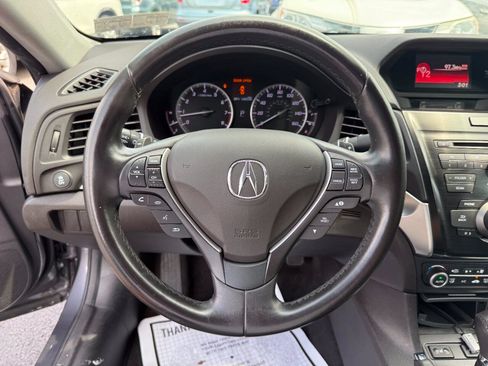 Used 2017 Acura ILX FWD image 15
