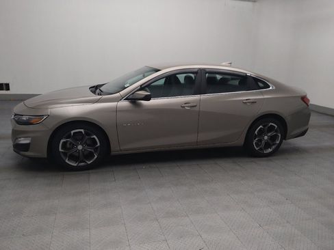 Used 2022 Chevrolet Malibu LT FWD image 2