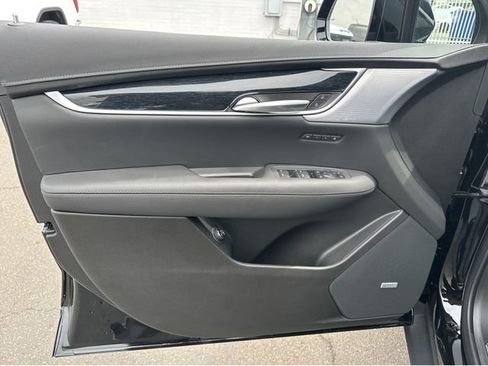 New 2025 Cadillac XT5 Premium Luxury image 7