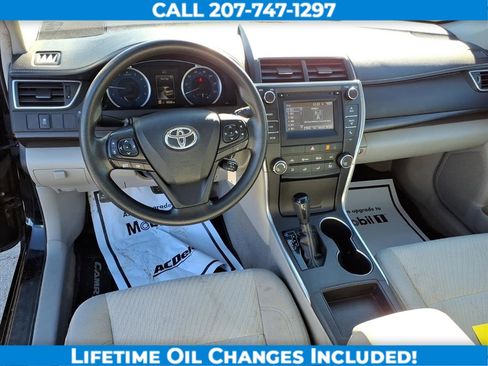Used 2017 Toyota Camry LE image 15