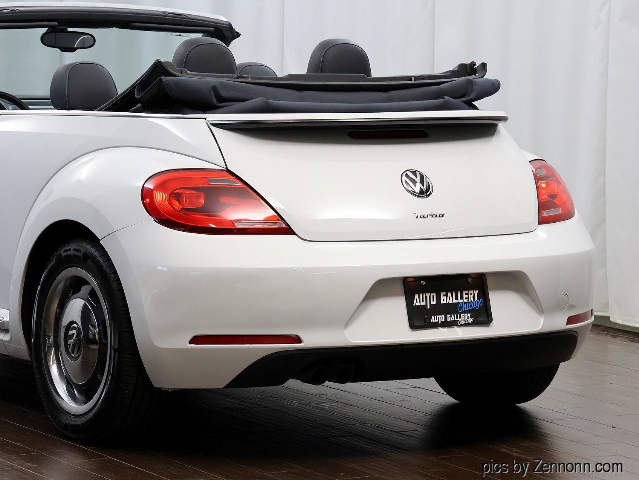 Used 2016 Volkswagen Beetle 1.8T Denim FWD image 7