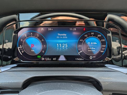 Certified 2024 Volkswagen GTI SE FWD image 21