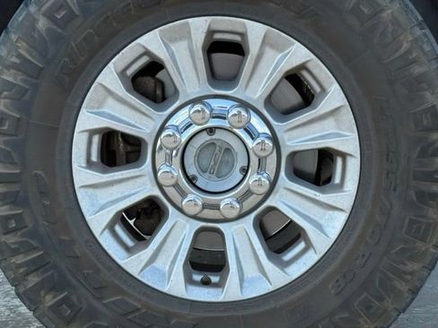 Used 2021 Ford F250 XL w/ STX Appearance Package AWD/4WD image 9