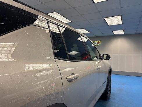 New 2026 Chevrolet Traverse Z71 w/ LPO, Floor Liner Package image 6