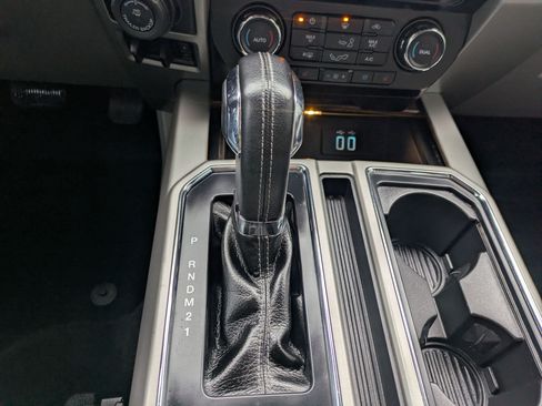 Used 2016 Ford F150 Lariat AWD/4WD image 28