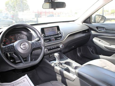 Used 2023 Nissan Altima 2.5 S image 13