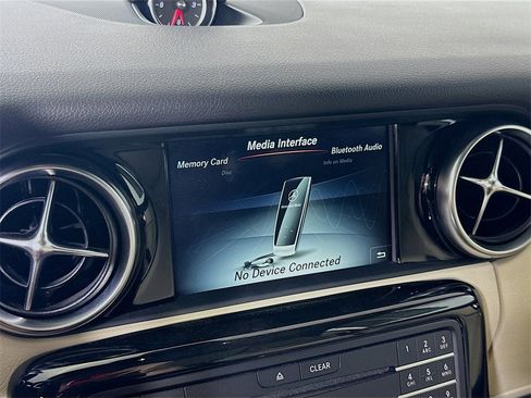 Used 2020 Mercedes-Benz SLC 300 SLC 300 image 23