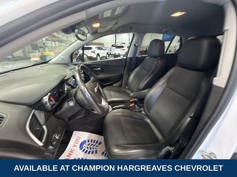 Certified 2019 Chevrolet Trax LT w/ Redline Edition FWD image 26