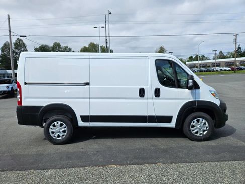 New 2025 RAM ProMaster 1500 w/ Quick Order Package 22G SLT FWD image 6