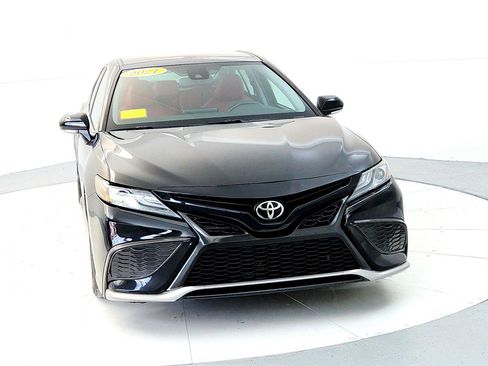 Certified 2021 Toyota Camry XSE image 8