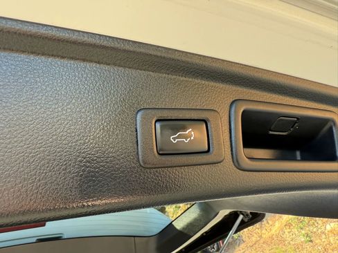 Used 2016 Subaru Forester 2.0XT Touring w/ Popular Package #2 AWD/4WD image 22