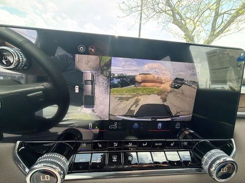 New 2026 GMC Canyon Denali image 15