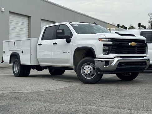 New 2025 Chevrolet Silverado 3500 W/T w/ WT Convenience Package image 2