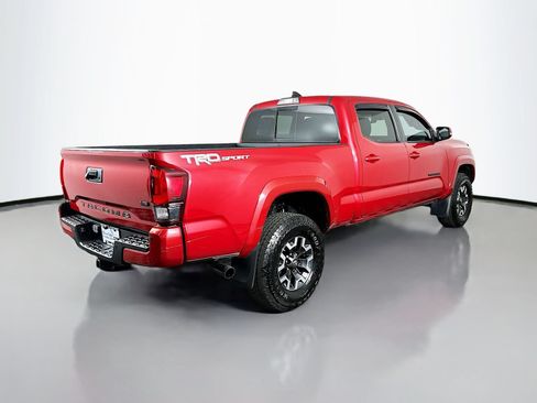Used 2018 Toyota Tacoma TRD Sport w/ Technology Package RWD image 8