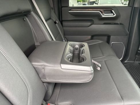 Used 2025 GMC Sierra 2500 SLT w/ SLT Convenience Package AWD/4WD image 47