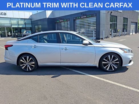 Used 2019 Nissan Altima 2.0 Platinum FWD image 7