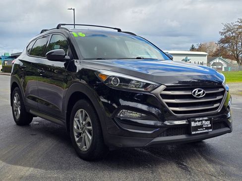 Used 2016 Hyundai Tucson SE w/ Option Group 02 image 8