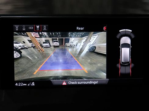 Used 2018 Audi Q7 3.0T Prestige image 21