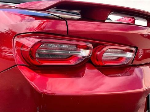 Used 2023 Chevrolet Camaro LT image 27