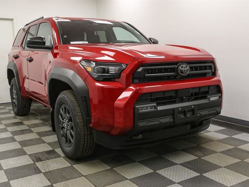 New 2026 Toyota 4Runner SR5 AWD/4WD image 2