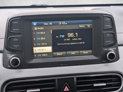 Used 2019 Hyundai Kona SE image 13