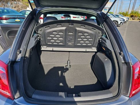 Used 2015 Volkswagen Beetle TDI FWD image 12