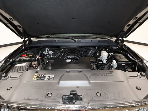 Used 2019 GMC Yukon XL Denali w/ Denali Ultimate Package image 20