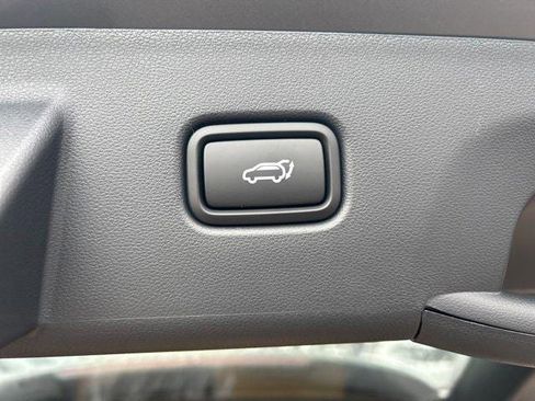 New 2026 Hyundai Tucson Limited image 32