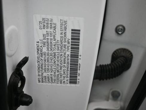 Used 2025 Honda Passport TrailSport image 18