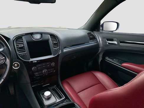 Used 2021 Chrysler 300 S w/ S Model Appearance Package image 23