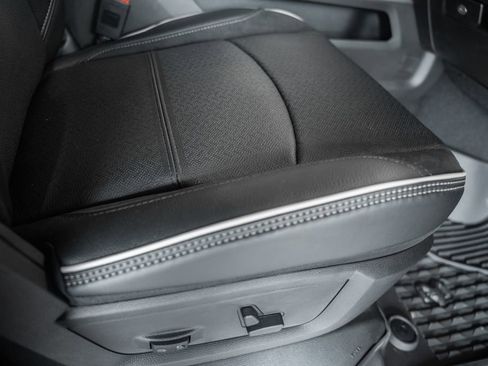 New 2026 RAM 2500 Laramie AWD/4WD image 40