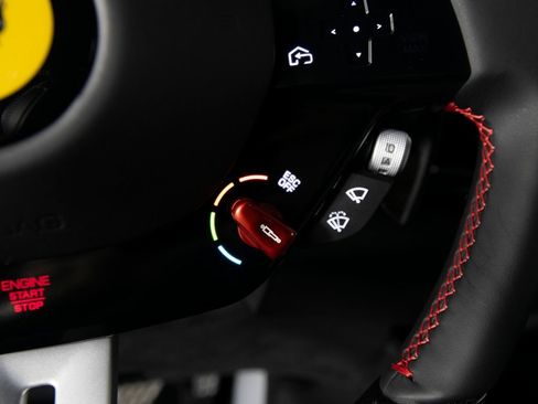 Used 2025 Ferrari Purosangue AWD/4WD image 22