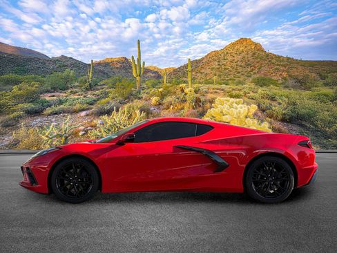 Used 2025 Chevrolet Corvette Stingray Coupe w/ 1LT RWD image 7