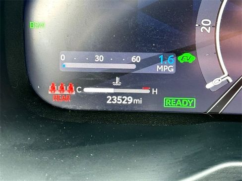 Used 2024 Toyota RAV4 Limited w/ Advanced Technology Package image 24