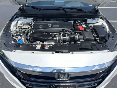 Used 2020 Honda Accord Touring image 24
