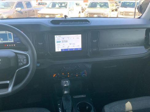 Certified 2023 Ford Bronco 2-Door w/ Sasquatch Package image 6