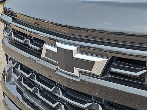Used 2022 Chevrolet Silverado 1500 RST w/ Z71 Off-Road Package AWD/4WD image 36