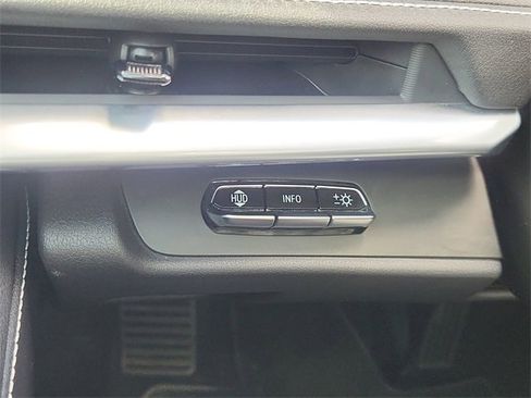 Used 2021 Chevrolet Corvette Stingray Preferred Conv w/ Z51 Performance Package image 18