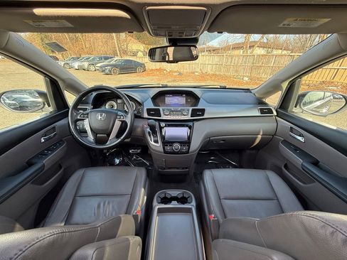 Used 2016 Honda Odyssey EX-L image 24