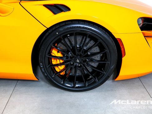 New 2026 McLaren Artura Spider RWD image 25