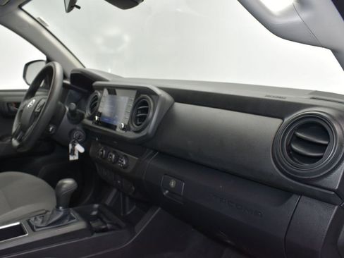 Used 2022 Toyota Tacoma SR w/ SR Convenience Package RWD image 23