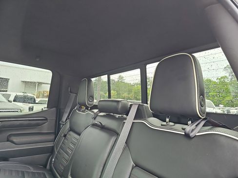 Used 2022 GMC Sierra 1500 AT4X AWD/4WD image 12