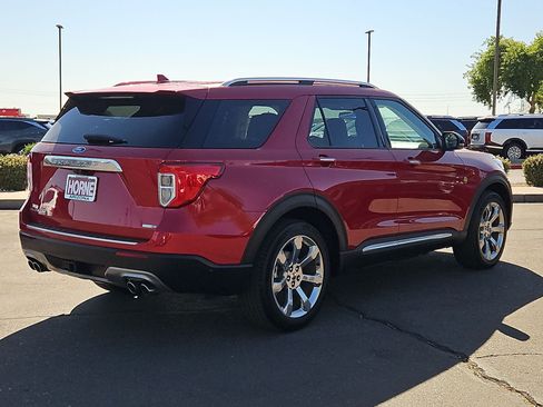 Used 2020 Ford Explorer Platinum w/ Premium Technology Package AWD/4WD image 5