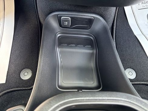 New 2026 Chrysler Voyager LX image 42