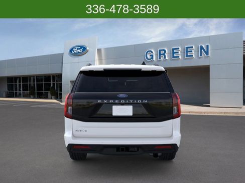 New 2025 Ford Expedition Active AWD/4WD image 6