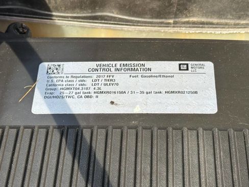 Used 2017 Chevrolet Silverado 1500 LT w/ All Star Edition image 33