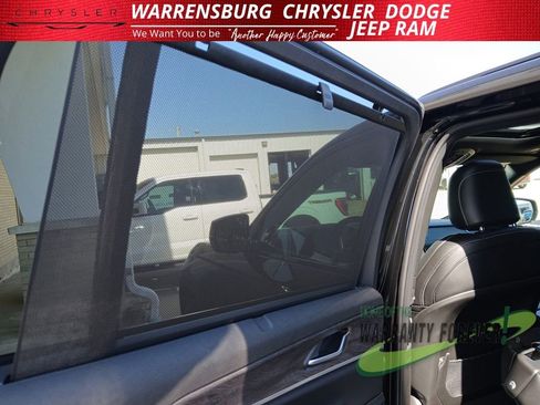 New 2025 Jeep Grand Cherokee L Limited w/ Luxury Tech Group II image 15