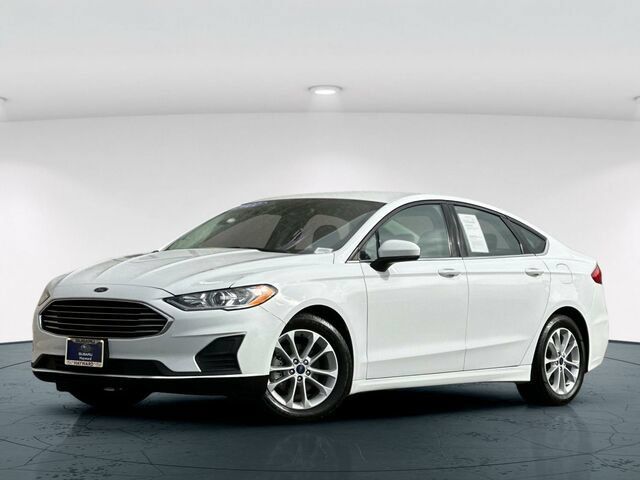 Used 2020 Ford Fusion SE FWD image 2