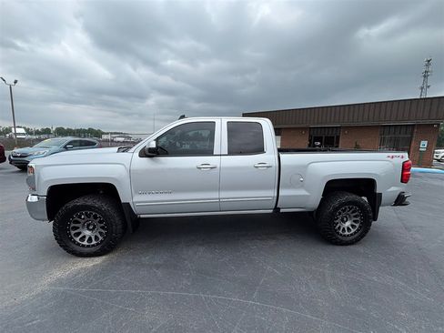 Used 2017 Chevrolet Silverado 1500 LT w/ All Star Edition image 2