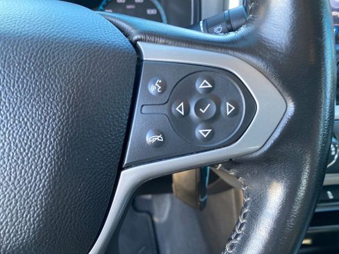 Used 2020 Chevrolet Colorado LT image 36